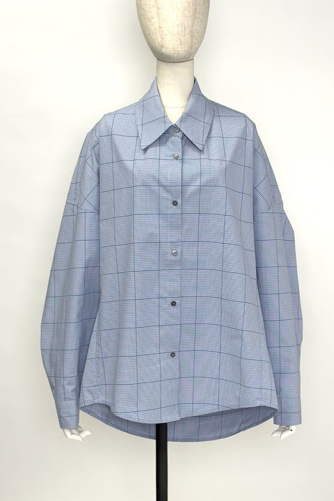 チェック柄シャツ